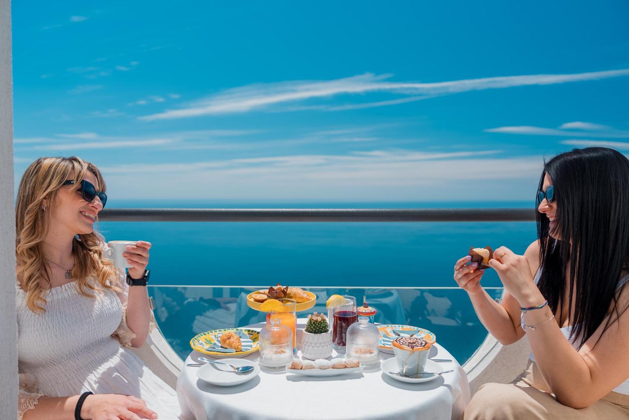 Albergo Dipinto Baccoフローレ エクステリア 写真